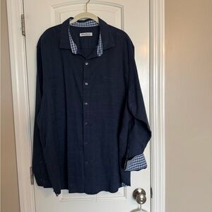 Classic Navy Men's Shirt by Roundtree & Yorke